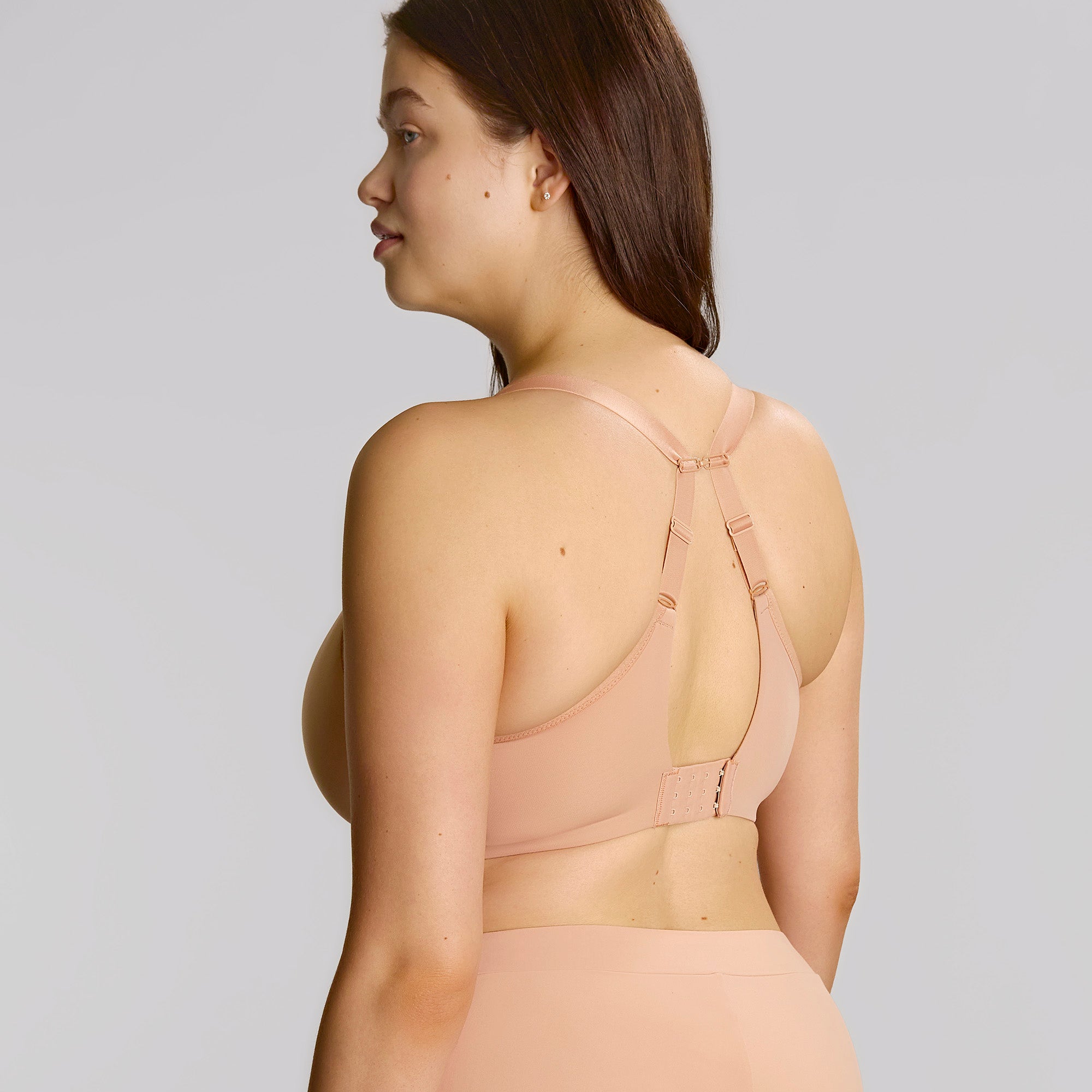 Panache Sculptresse Form kaarituelliset spacer T-paitarintaliivit nude mallin päällä painijanselkä takaa