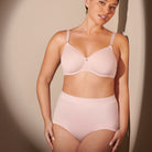 Anita comfort Claire Panty alushousut roosa mallin päällä