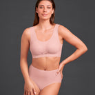 Anita Essential Lace bralette roosa, mallin päällä etu puolelta