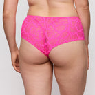 PrimaDonna Twist Mocuto hotpants-alushousut kirkas pinkki mallin päällä takaa