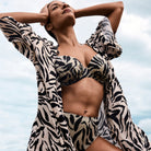 PrimaDonna Swim Dalice kimono seeprakuosi mallin päällä lähikuva