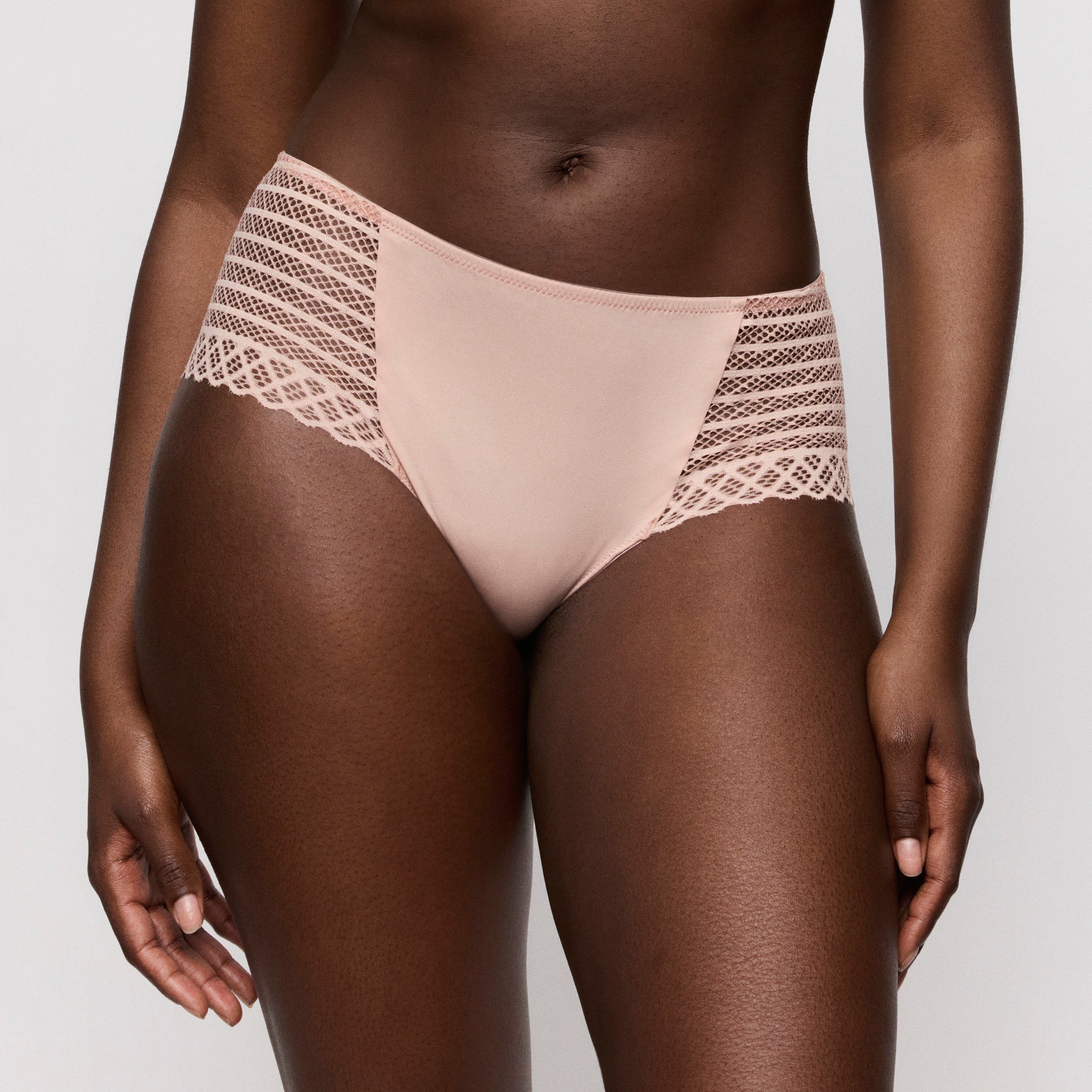 Primadonna Twist Side hipster alushousut nude destä lähikuva