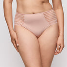 Primadonna Twist Side korkeat alushousut nude lähikuva edestä